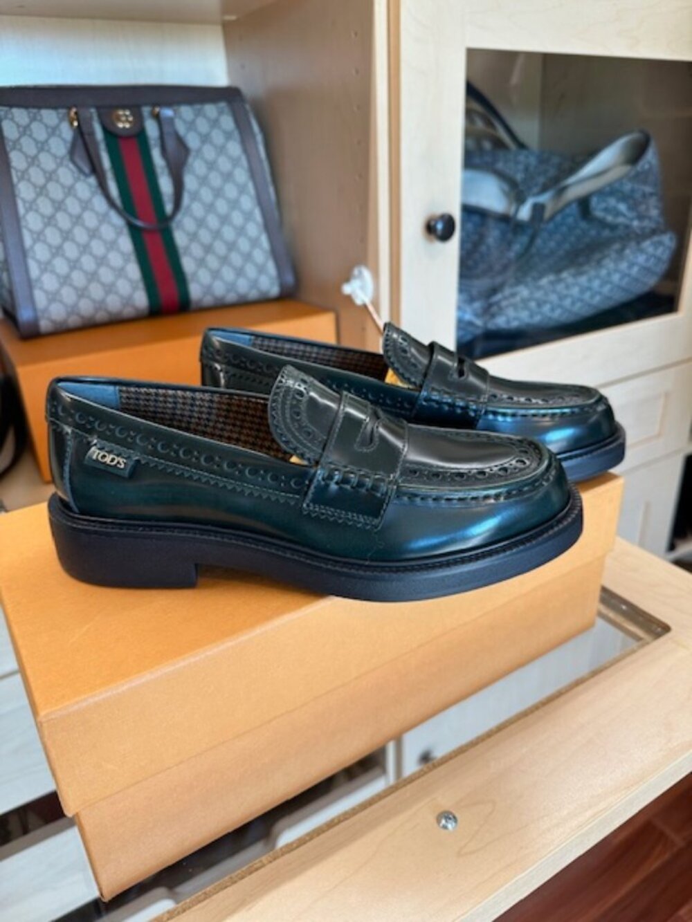 Tod's Leather Dark Green Size 37 Loafers Brand New in Box